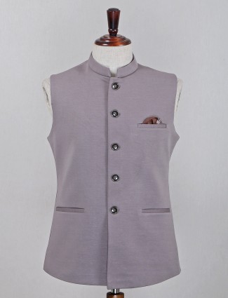 Grey hued textured waistcoat in cotton silk