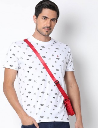 Levis casual wear printed white t-shirt
