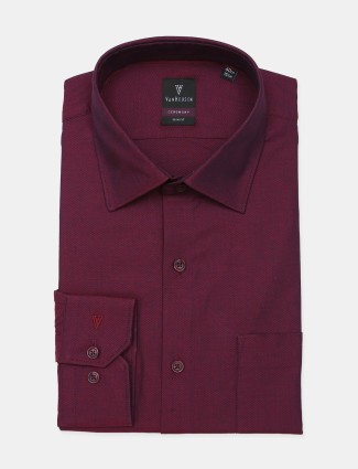 Louis Philippe classic fit solid purple cotton formal shirt