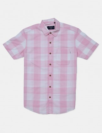 Mufti cotton pink checks slim fit shirt