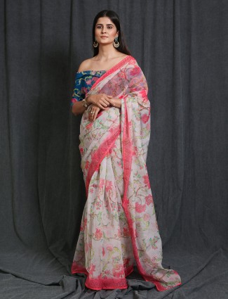 Pink chiffon saree for festive days