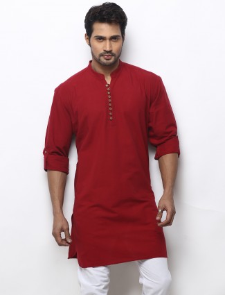 Red solid half buttoned kurta