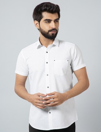Solid white casual shirt for mens in cotton