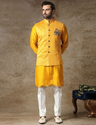 Yellow waistcoat set in silk for haldi day